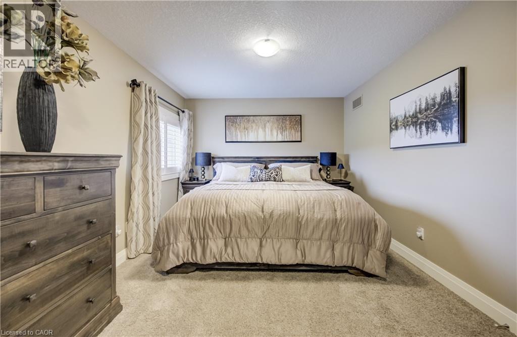 92 KROPF Drive thumbnail 27