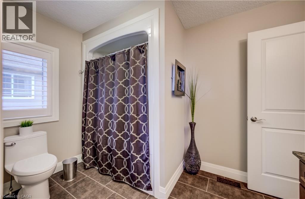 92 KROPF Drive thumbnail 35