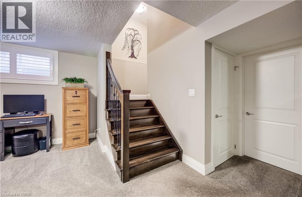 92 KROPF Drive thumbnail 40