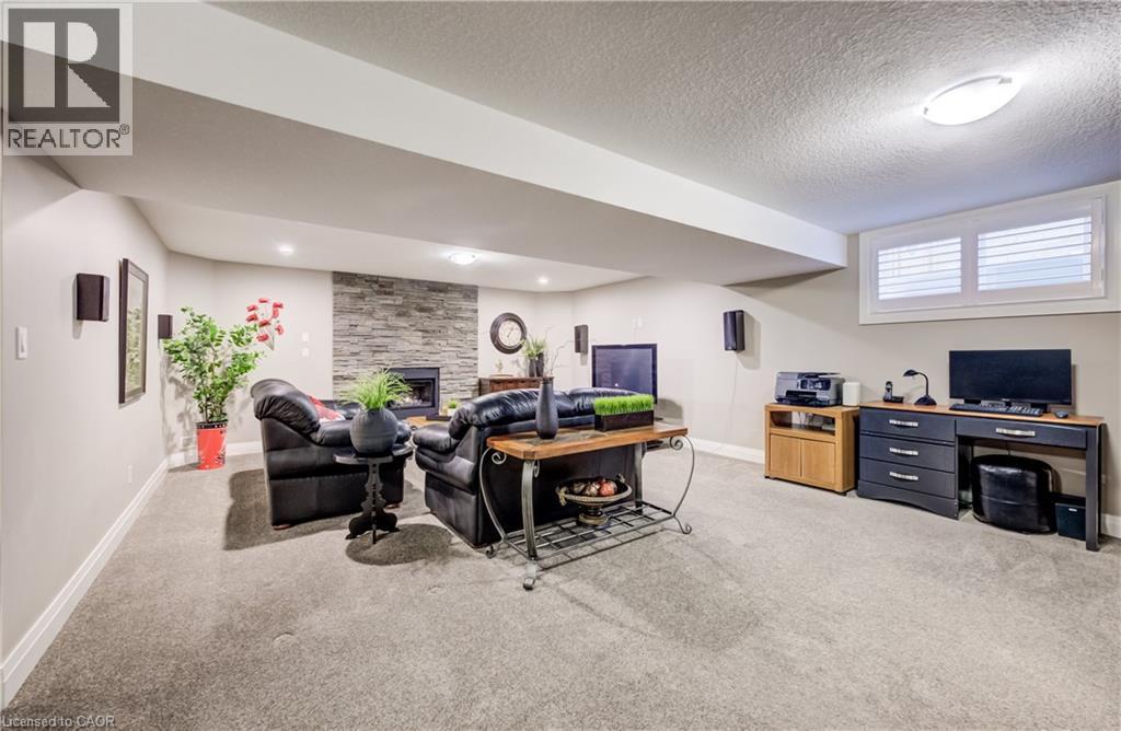 92 KROPF Drive thumbnail 41