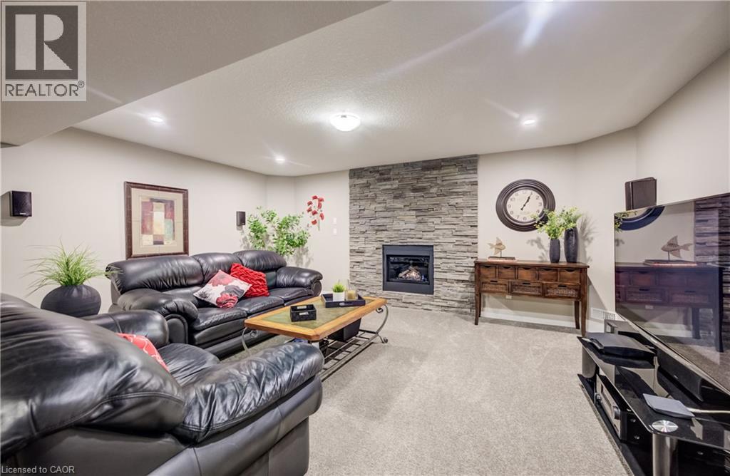 92 KROPF Drive thumbnail 42