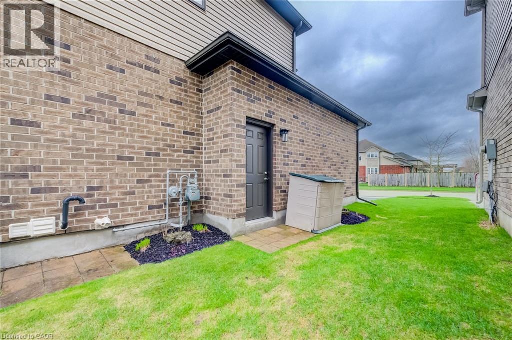 92 KROPF Drive thumbnail 47