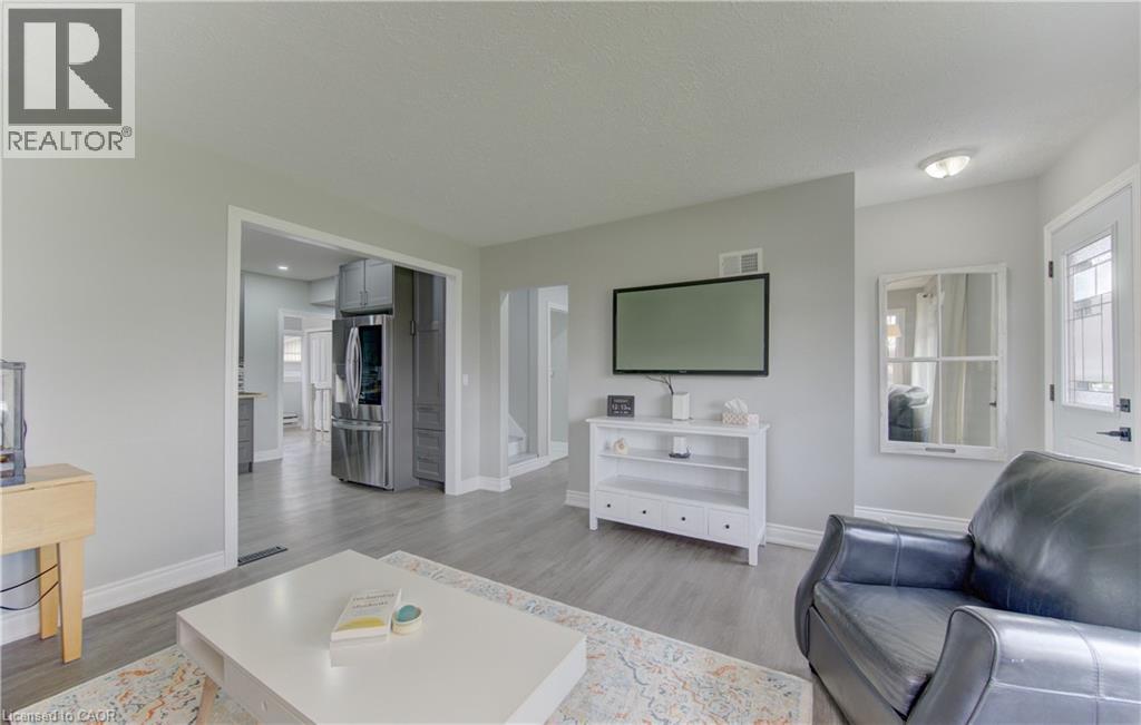 196 MYERS Road thumbnail 7