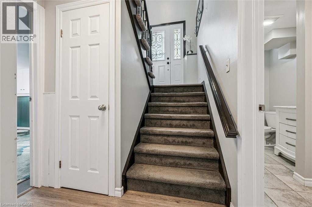 263 THE COUNTRY Way thumbnail 33