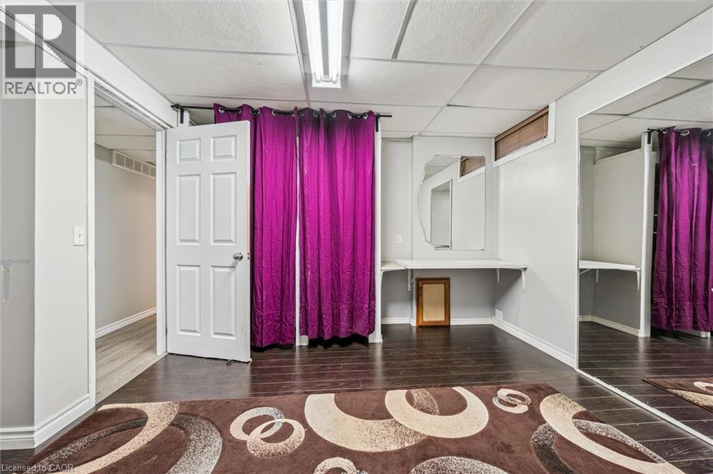 263 THE COUNTRY Way thumbnail 38