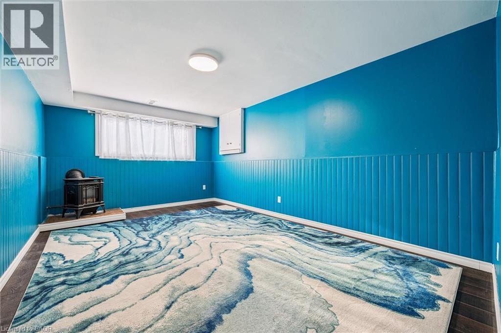 263 THE COUNTRY Way thumbnail 35