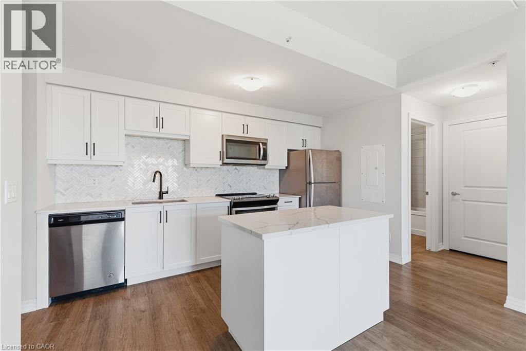 195 COMMONWEALTH Street Unit# 206 thumbnail 4