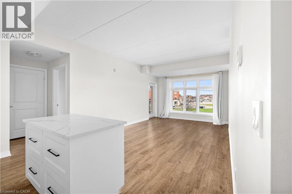 195 COMMONWEALTH Street Unit# 206 thumbnail 8