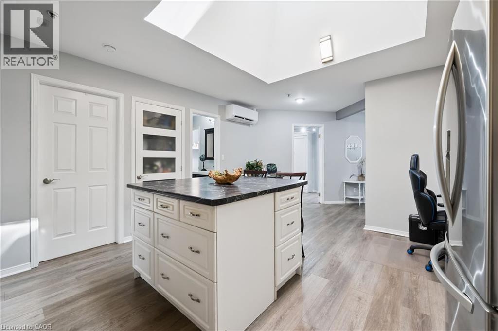 1009 QUEENSTON Road Unit# 205 thumbnail 11