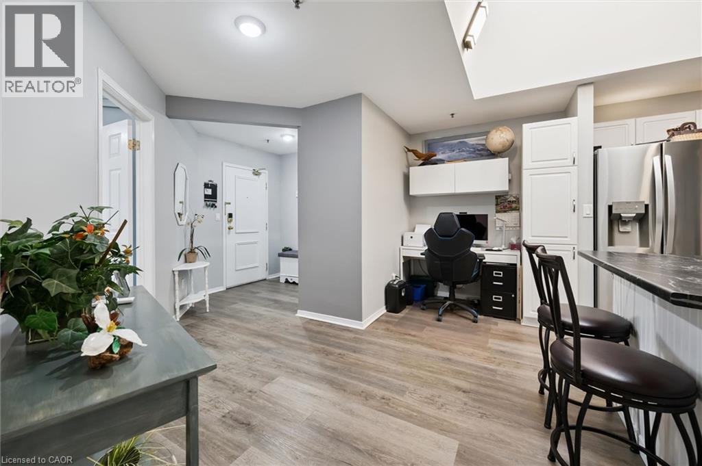 1009 QUEENSTON Road Unit# 205 thumbnail 3