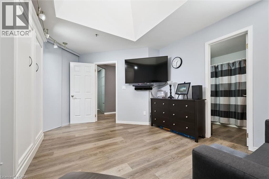 1009 QUEENSTON Road Unit# 205 thumbnail 28