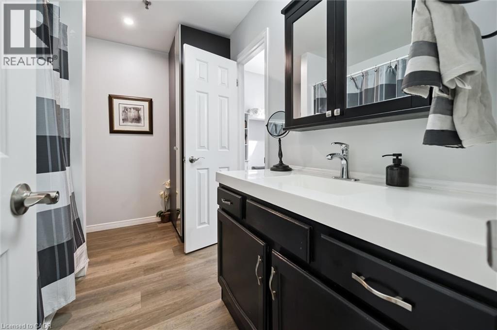 1009 QUEENSTON Road Unit# 205 thumbnail 31