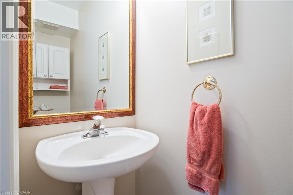 128 EBY Crescent thumbnail 17