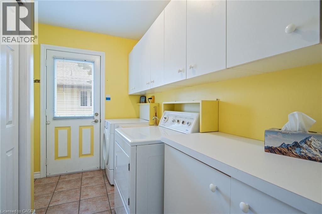 128 EBY Crescent thumbnail 16