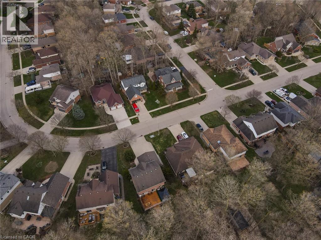 128 EBY Crescent thumbnail 34