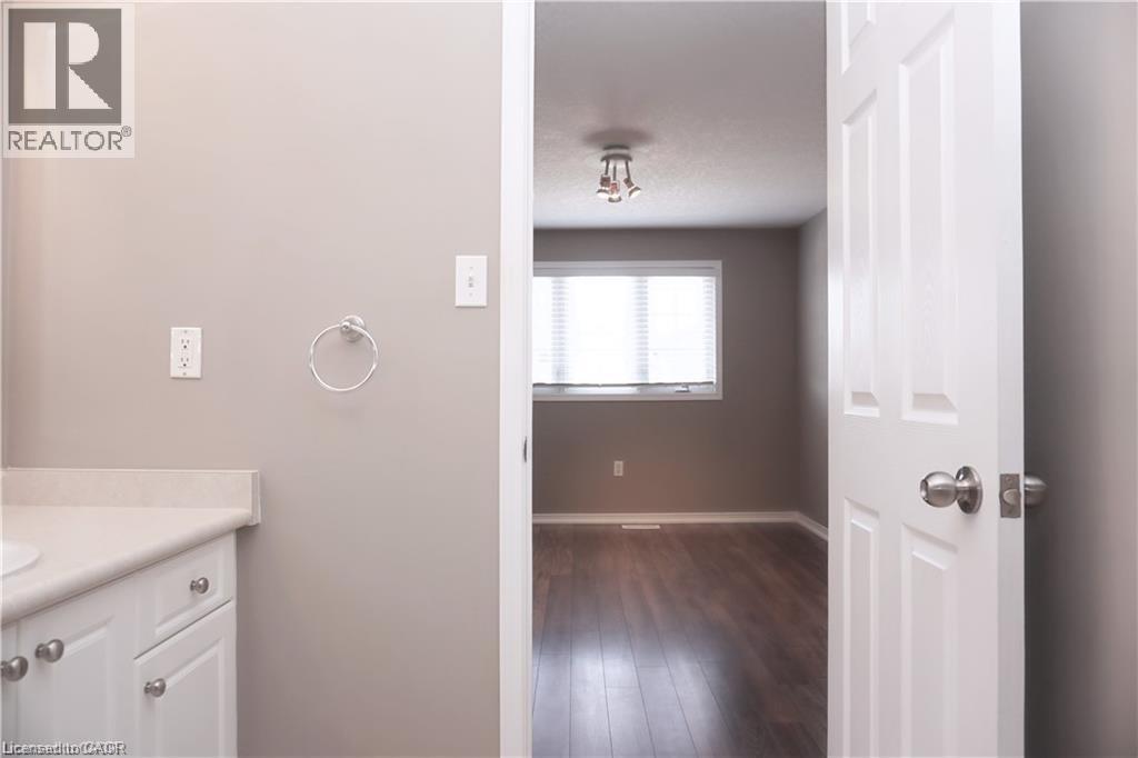 40 MADELEINE Street thumbnail 15