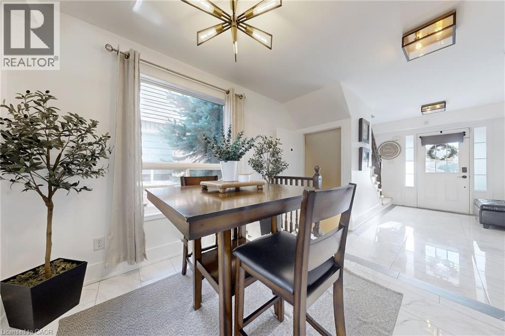 658 MORTIMER Drive thumbnail 11