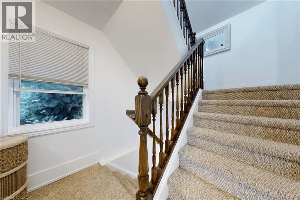 658 MORTIMER Drive thumbnail 23