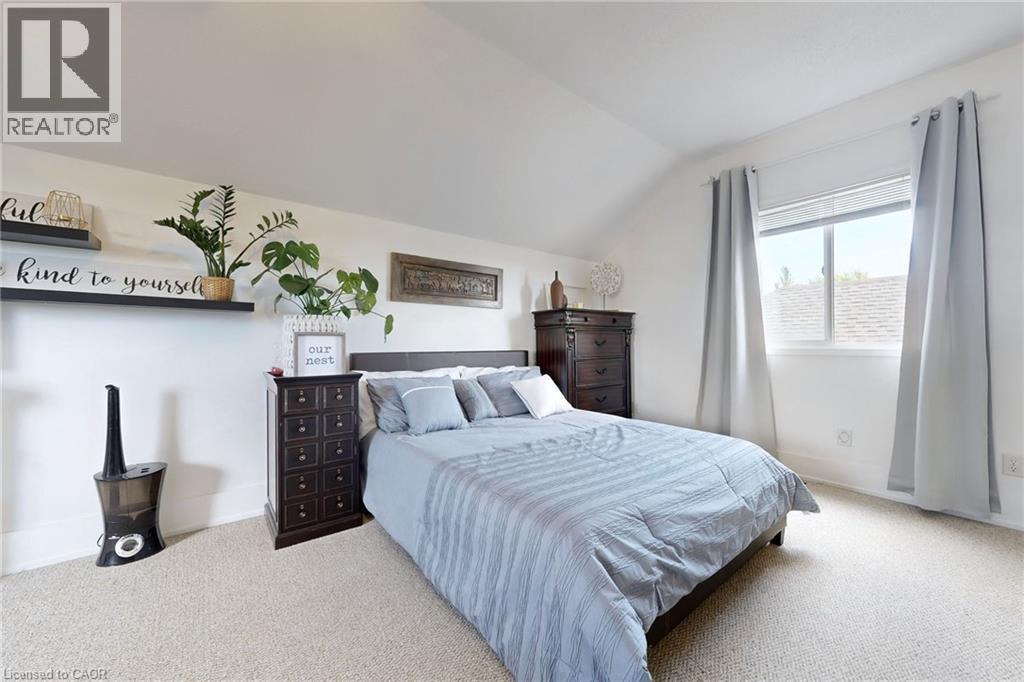 658 MORTIMER Drive thumbnail 25