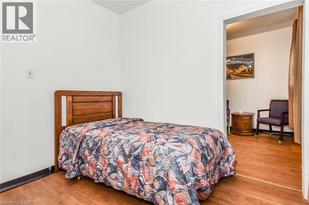 20 ELLIOTT Street thumbnail 24