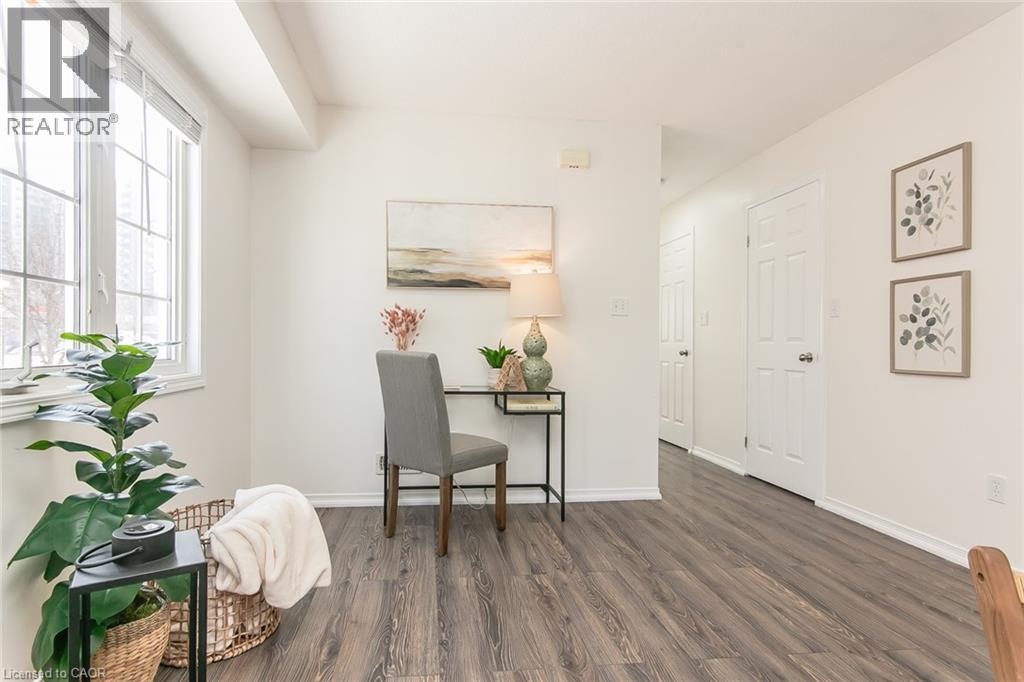 242 WESTMEADOW Drive Unit# B thumbnail 7