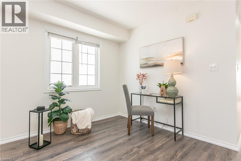 242 WESTMEADOW Drive Unit# B thumbnail 8