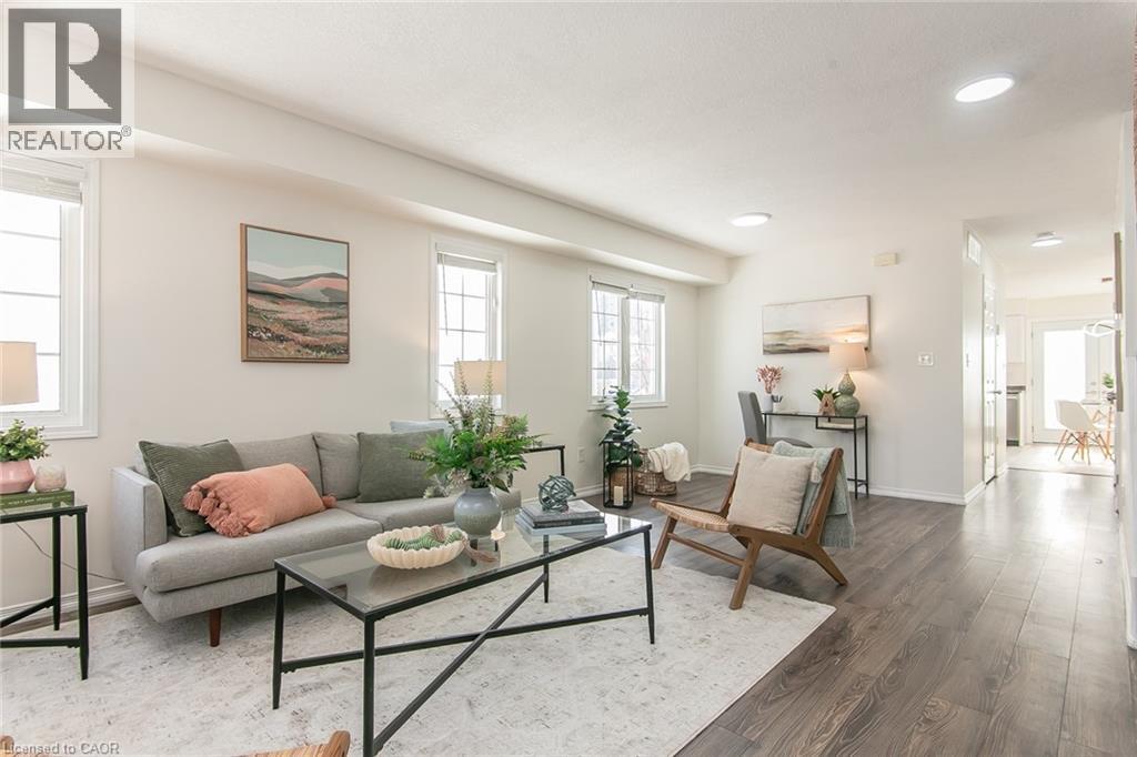 242 WESTMEADOW Drive Unit# B thumbnail 3