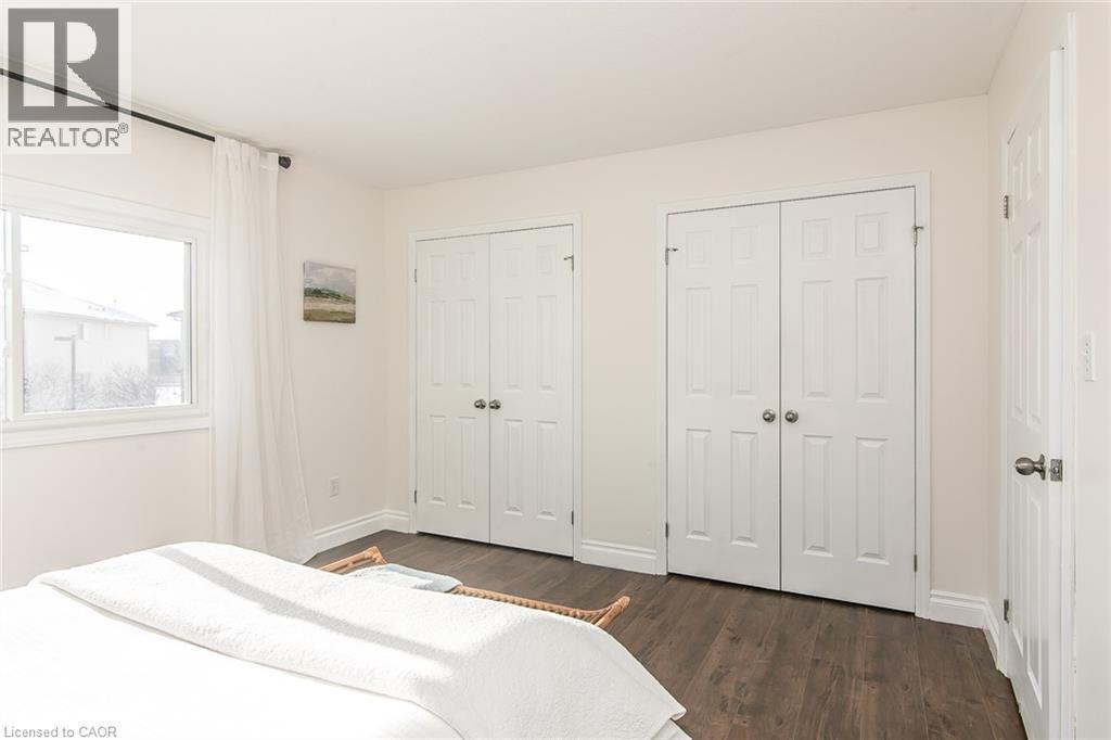 242 WESTMEADOW Drive Unit# B thumbnail 29