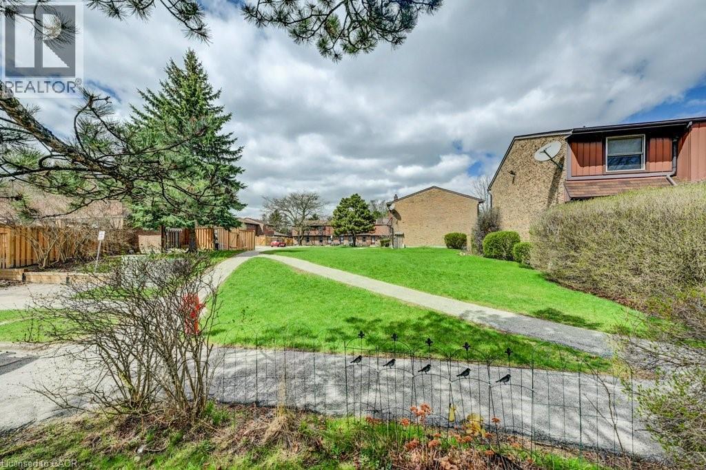 235 FERGUSON Avenue Unit# 45 thumbnail 4