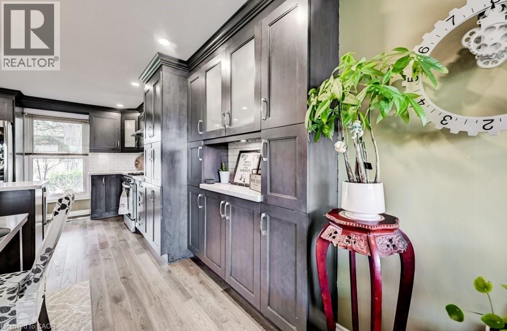 235 FERGUSON Avenue Unit# 45 thumbnail 9