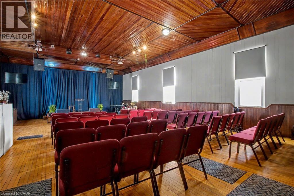 37 WELLINGTON Street thumbnail 9