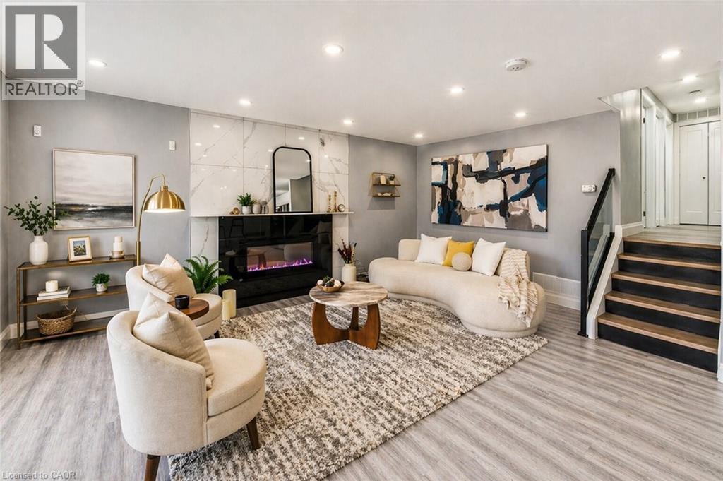 86 CARLYLE Drive thumbnail 4