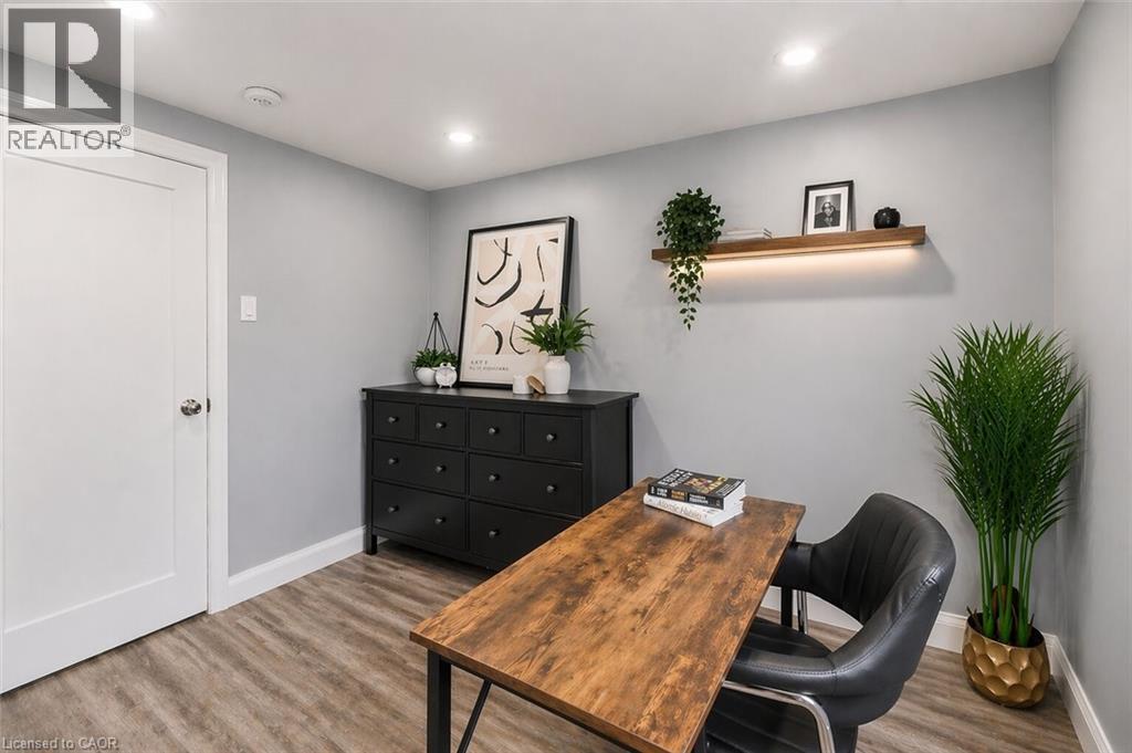 86 CARLYLE Drive thumbnail 16