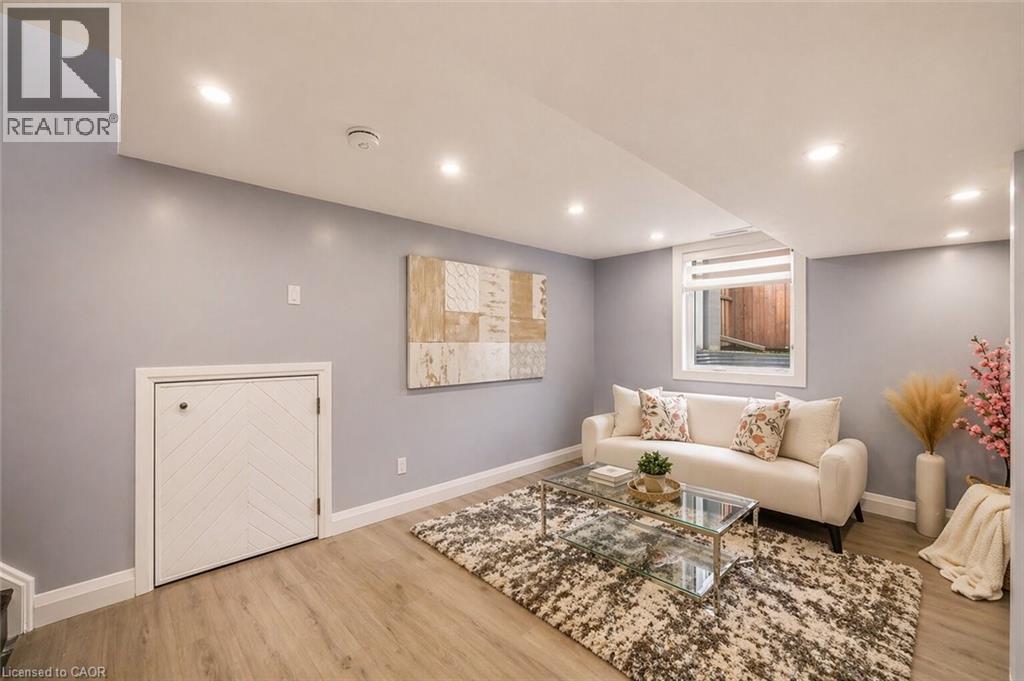 86 CARLYLE Drive thumbnail 20