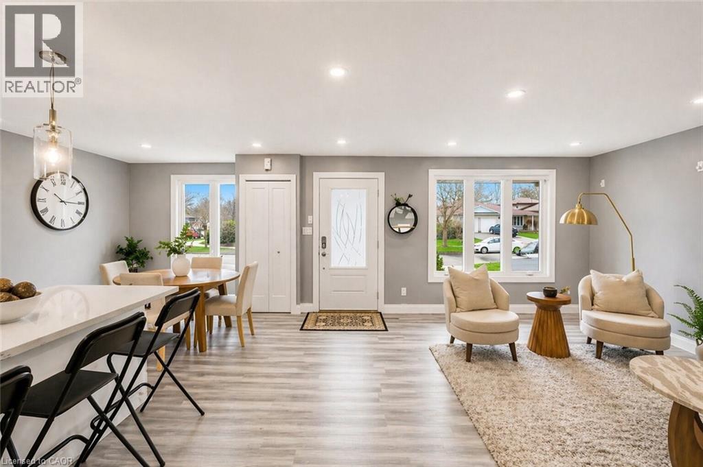 86 CARLYLE Drive thumbnail 6