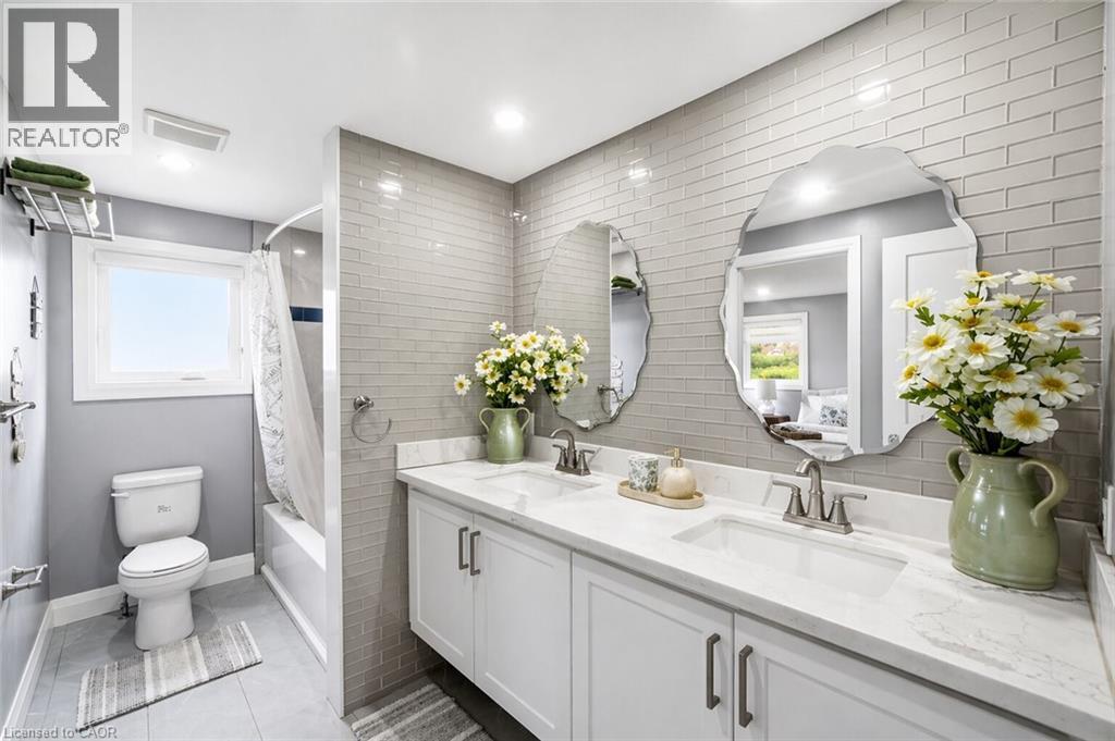 86 CARLYLE Drive thumbnail 17