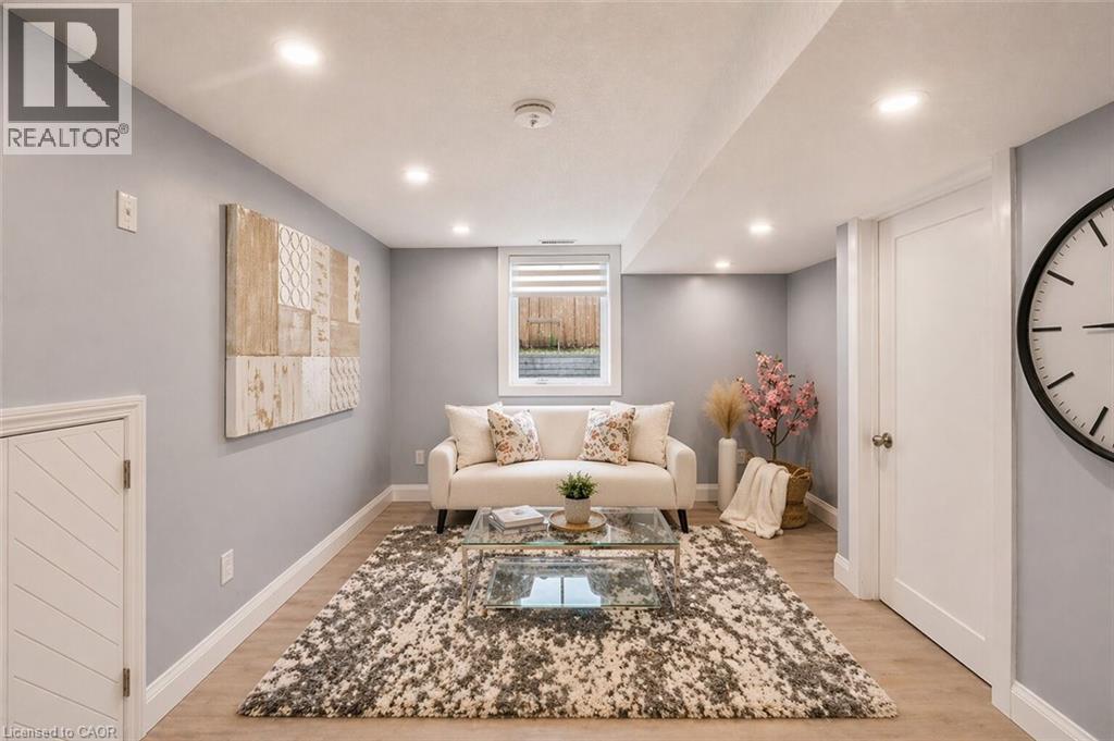 86 CARLYLE Drive thumbnail 19