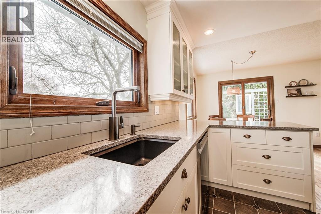 458 WINSTON Boulevard thumbnail 13