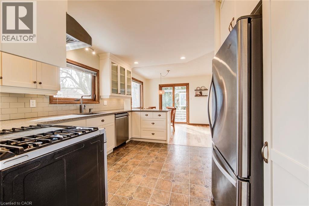 458 WINSTON Boulevard thumbnail 14