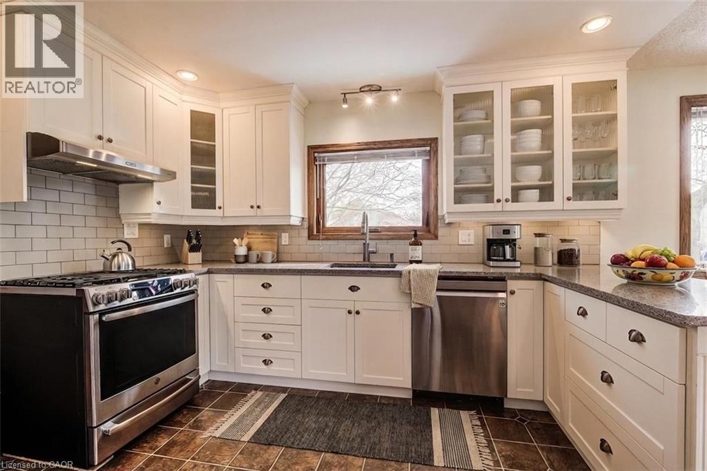 458 WINSTON Boulevard thumbnail 11