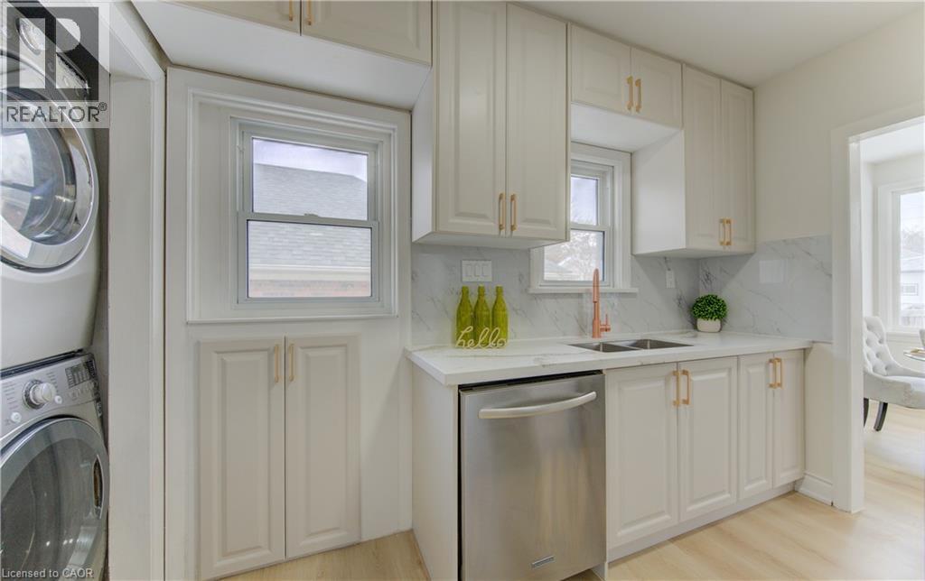 171 SIXTH Avenue thumbnail 7