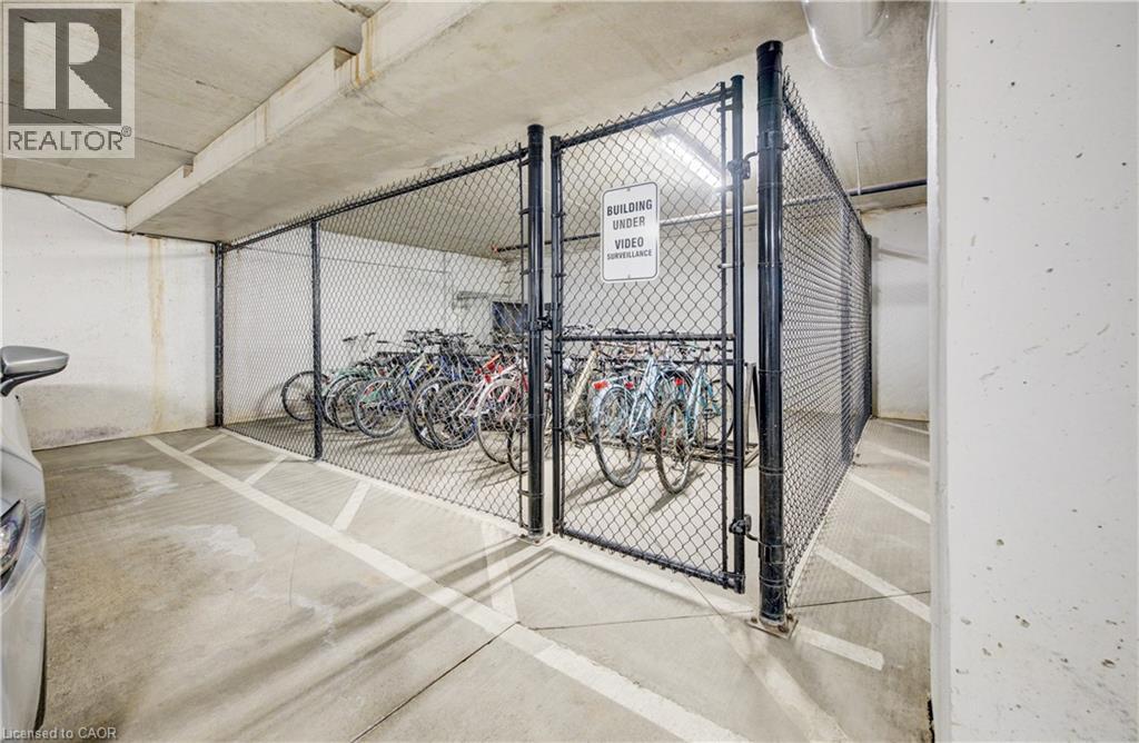 539 BELMONT Avenue W Unit# 407 thumbnail 44