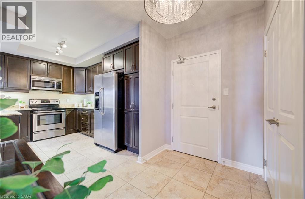 539 BELMONT Avenue W Unit# 407 thumbnail 6