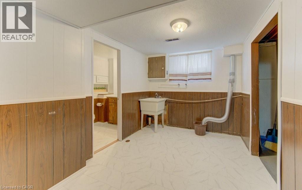 53 WINTER Avenue thumbnail 29