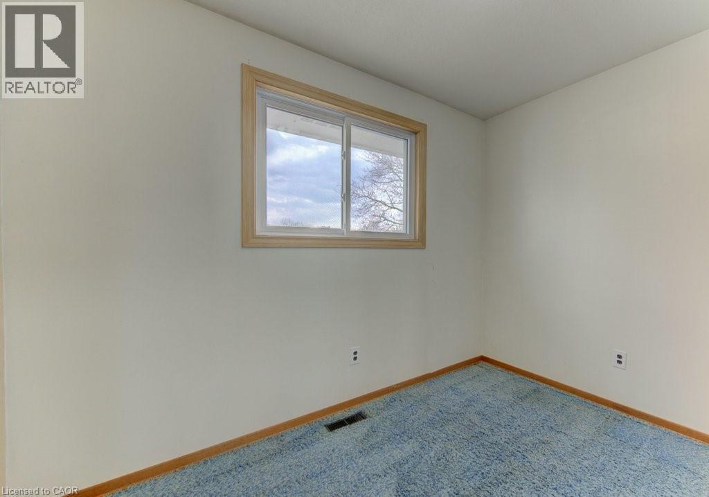 53 WINTER Avenue thumbnail 22