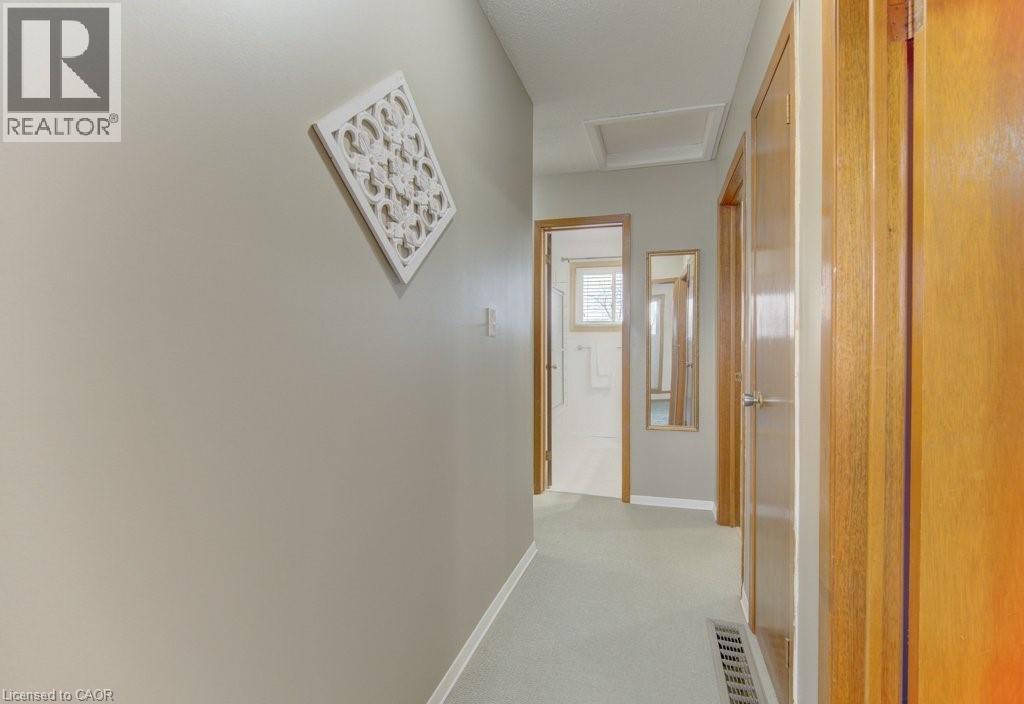 53 WINTER Avenue thumbnail 26