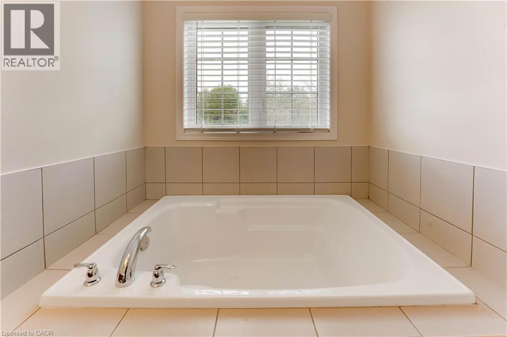 334 DOLMAN Street thumbnail 25