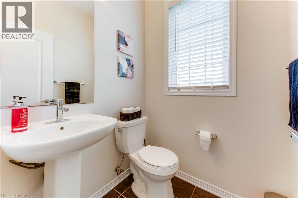 334 DOLMAN Street thumbnail 18