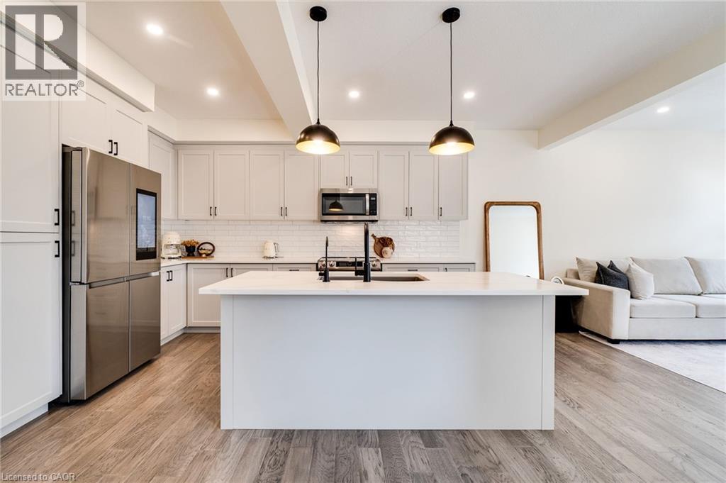 126 FOREST CREEK Drive thumbnail 16