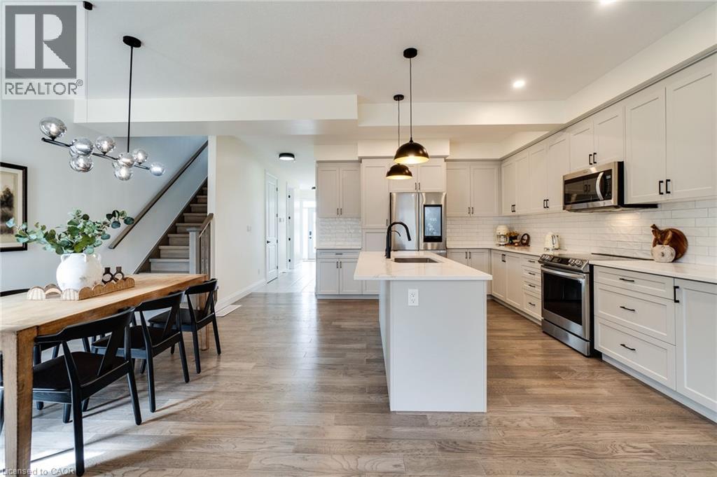 126 FOREST CREEK Drive thumbnail 11